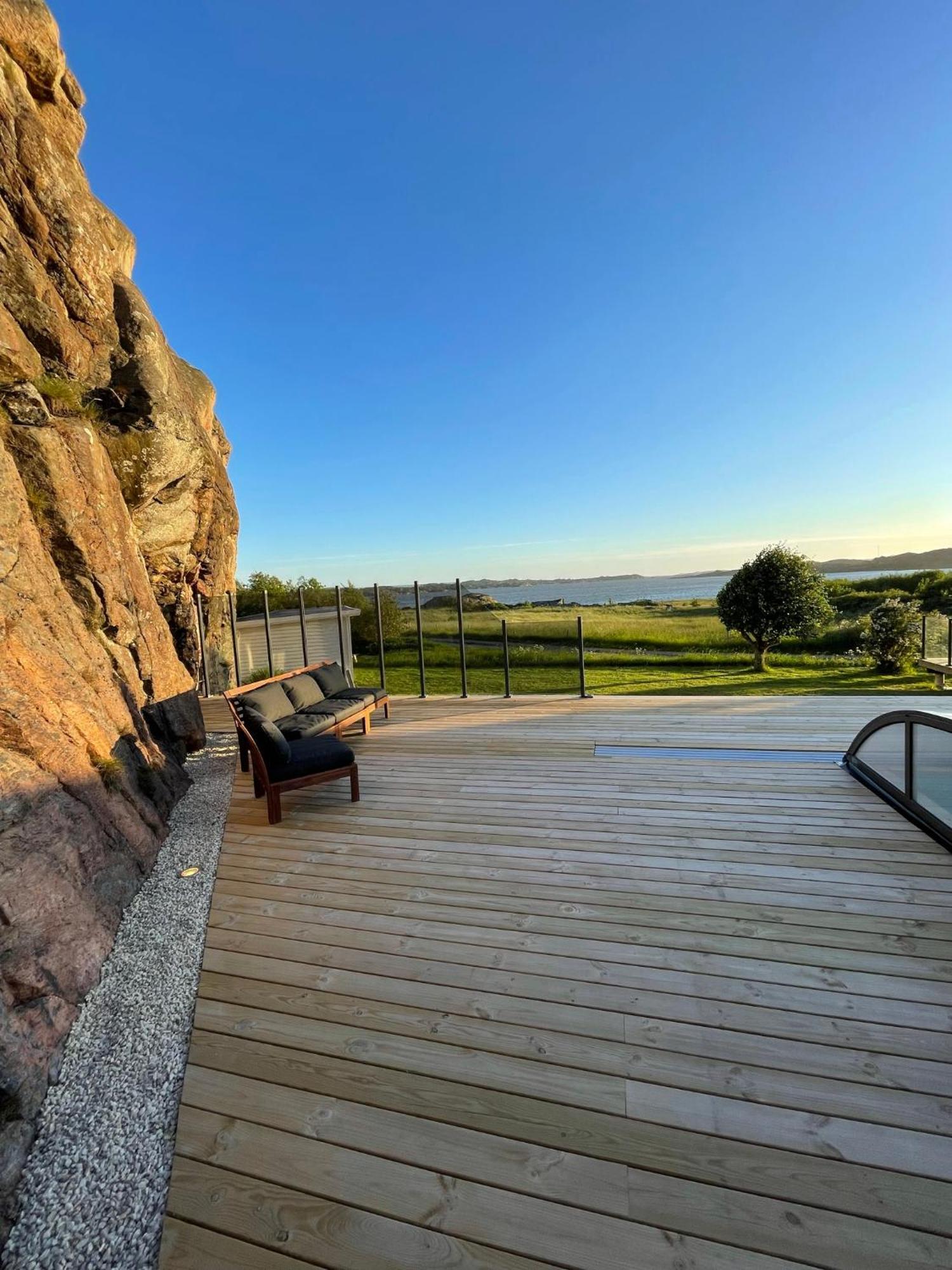 Ocean View Villa Saeby Tjoern Saby Exterior photo